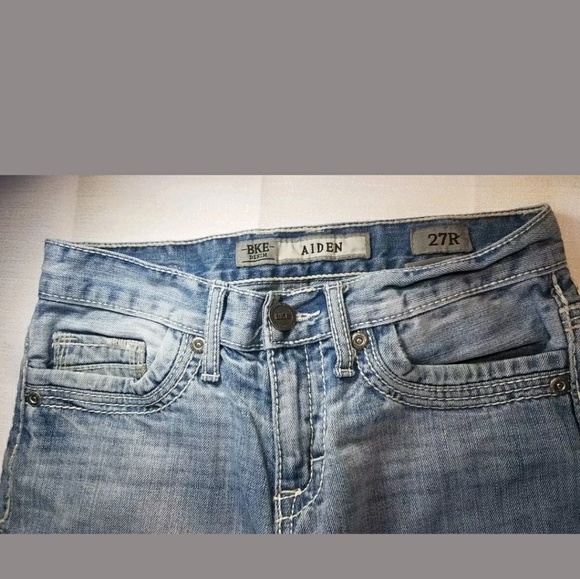 BKE Jeans Aiden Bootcut Size 27R Distressed - Picture 5 of 8